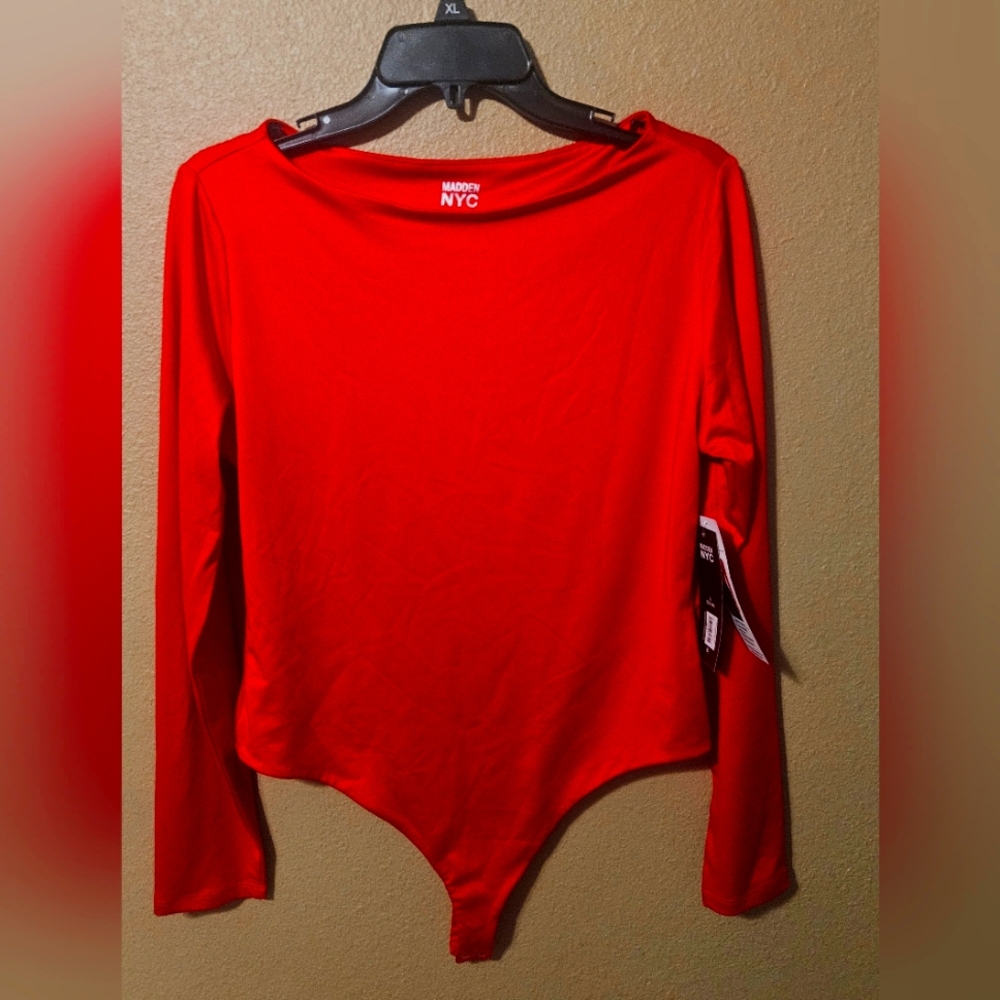 Madden Long Sleeve Red NYC Bodysuits Sz Large. NWT